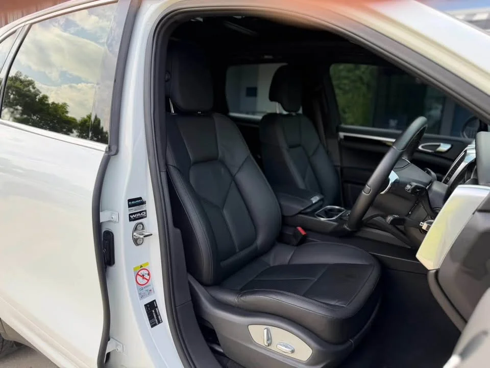 2012 Porsche Cayenne II 3