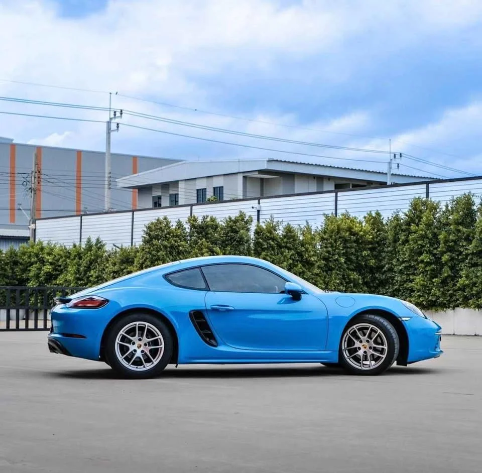 2016 Porsche 718 Boxster and Cayman IV 3