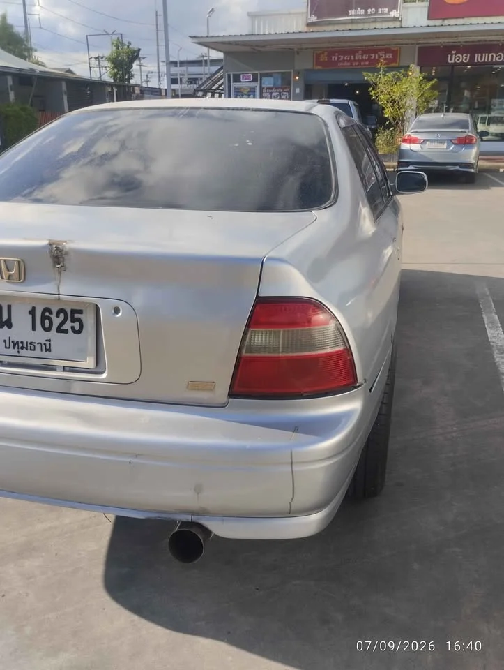 1996 Honda Accord V 2