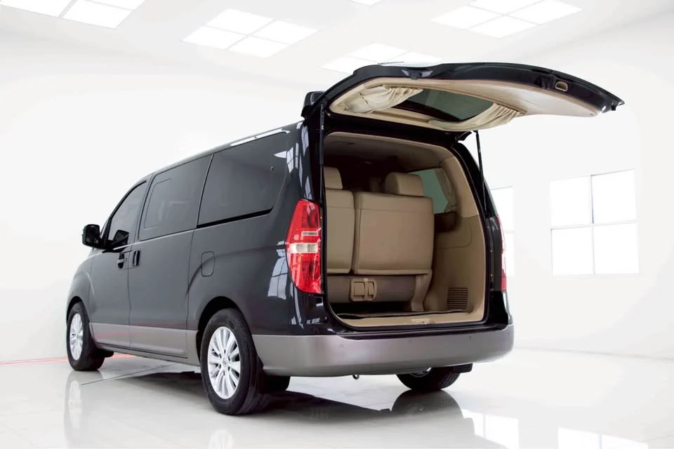 2011 Hyundai H-1 II 3