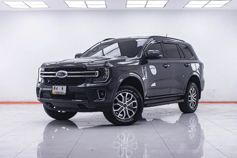 2023 Ford Everest III 3