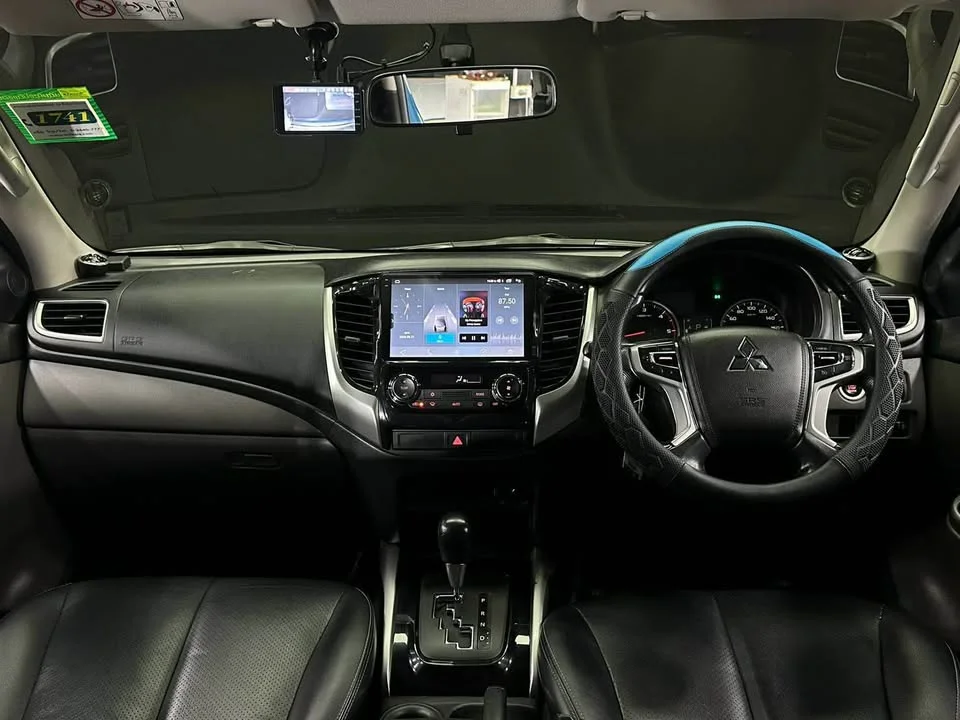 2016 Mitsubishi Triton V 2