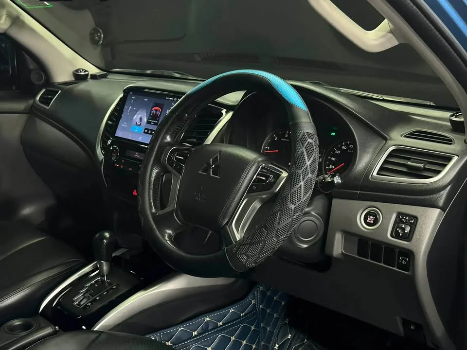 2016 Mitsubishi Triton V 3