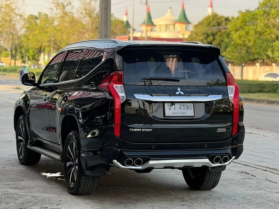 2015 Mitsubishi Pajero Sport III 2