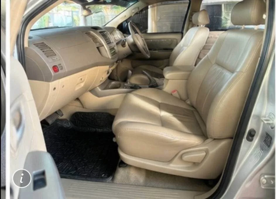 2005 Toyota Fortuner I 3