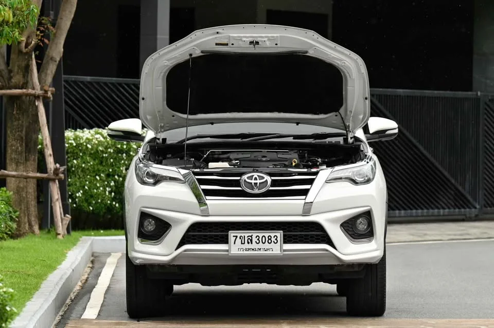 2017 Toyota Fortuner II 2