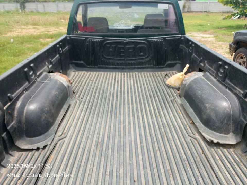 1990 Nissan Big M D21 3