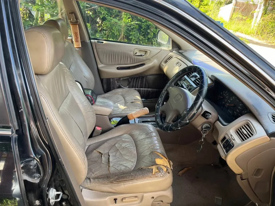 1998 Honda Accord VI 3