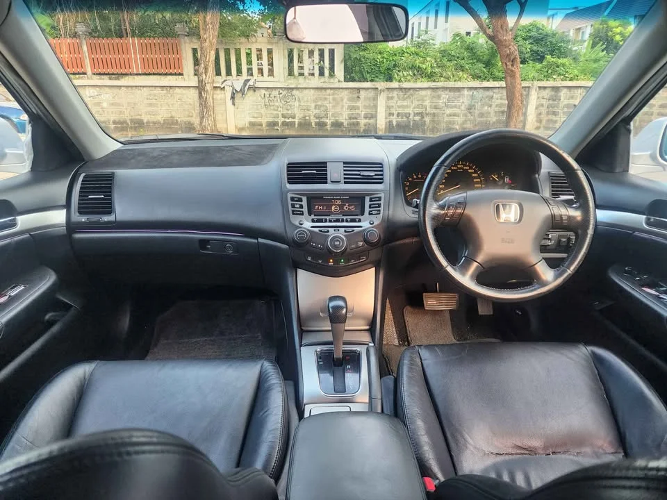 2006 Honda Accord VII 3