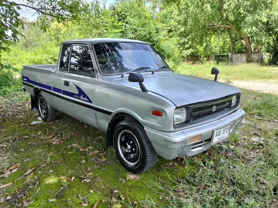 1996 Mazda B-series (Familia) III 3