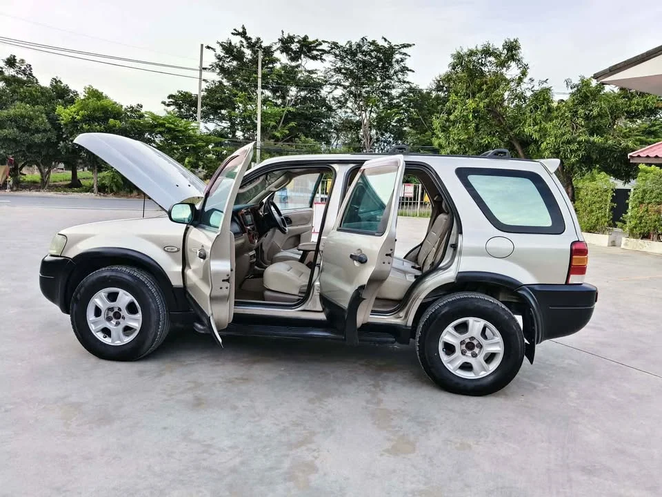 2004 Ford Escape I 2