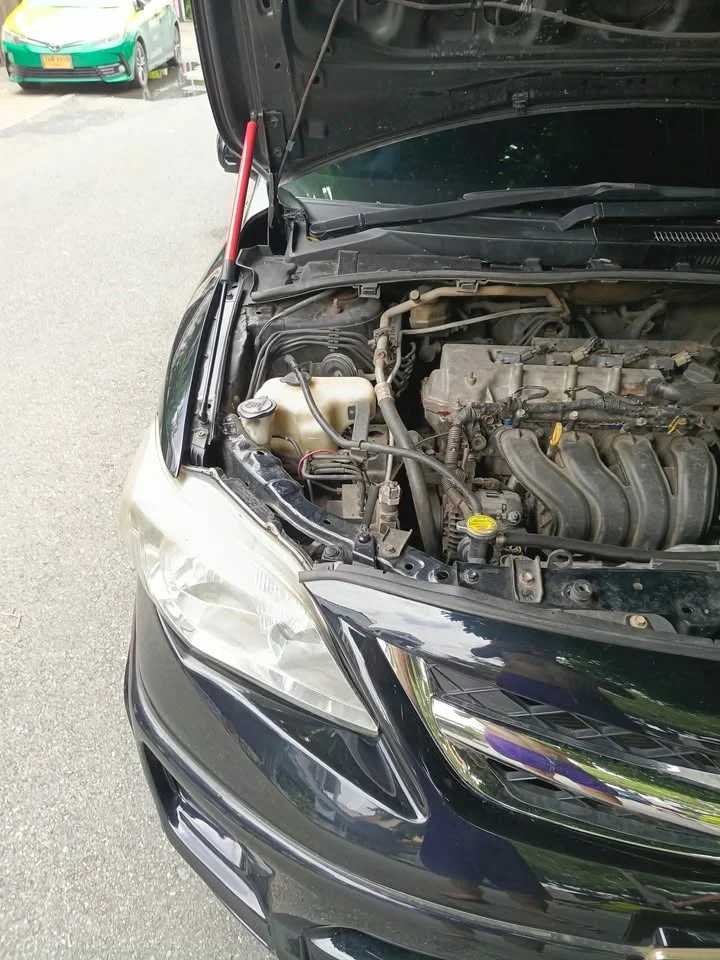 2013 Toyota Corolla Altis X (E140) 2