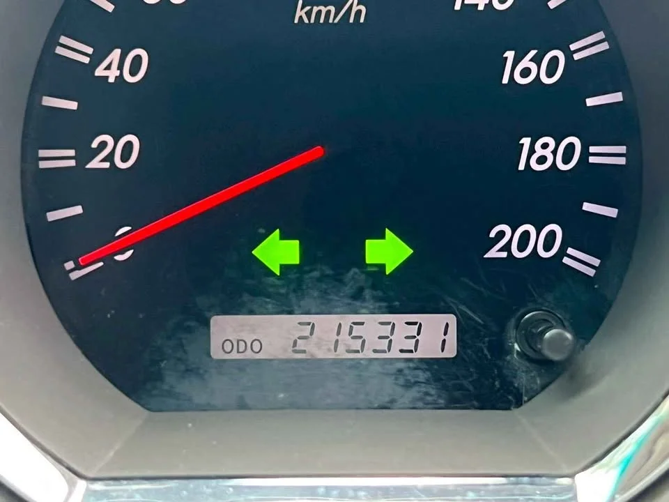 2010 Toyota Fortuner I 3