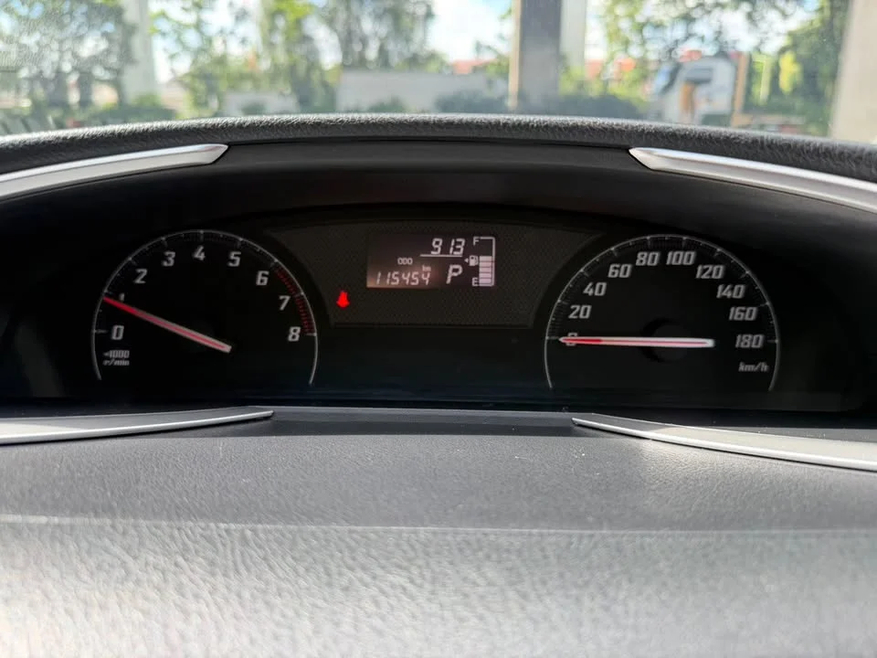2016 Toyota Sienta II 2