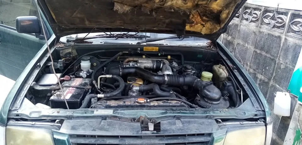 1997 Isuzu Faster Dragon Eyes III 2