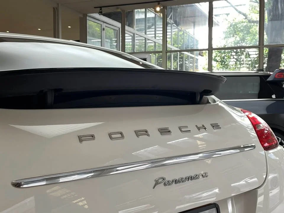 2012 Porsche Panamera I 2