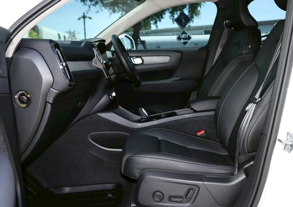 2020 Volvo XC40 3