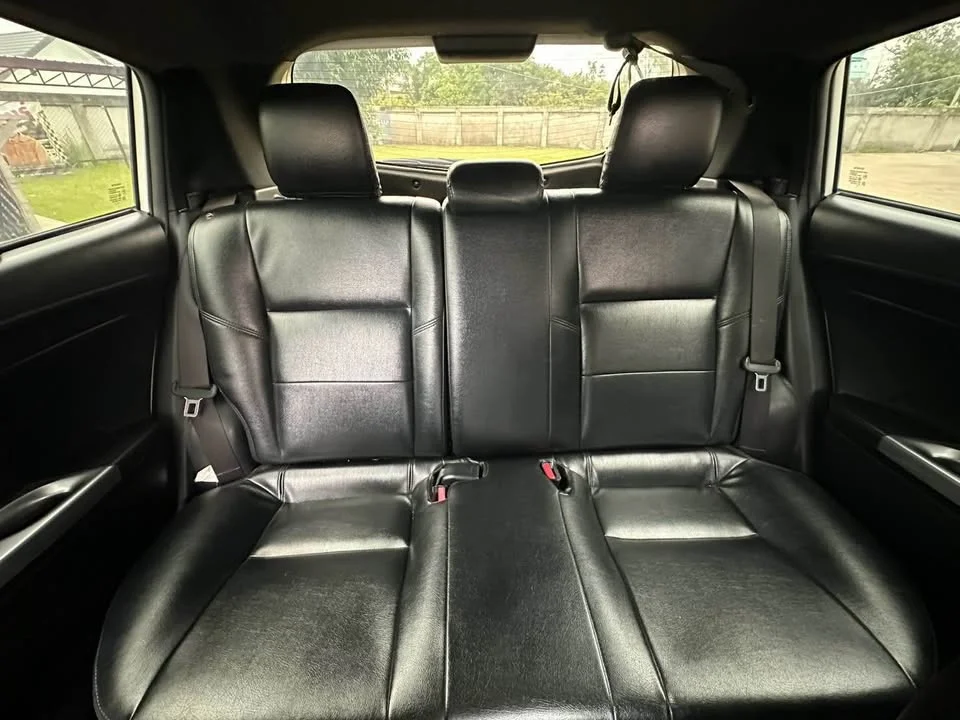 2014 Toyota Yaris III 2
