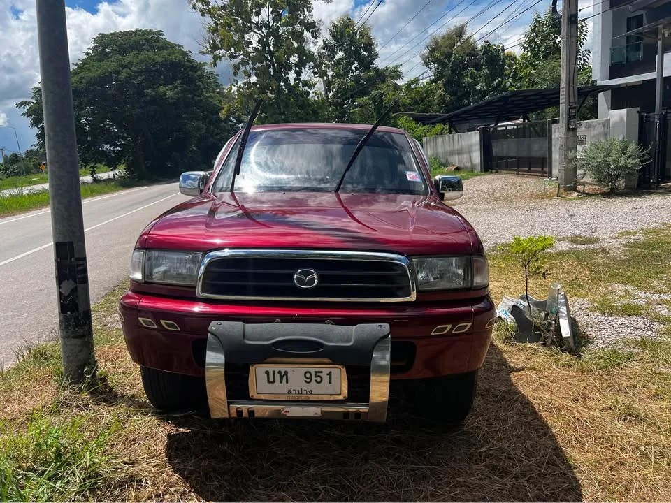 1999 Mazda 2500 Fighter V 3