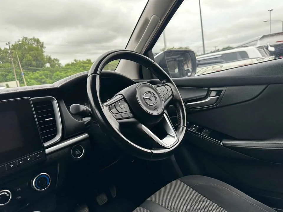 2021 Mazda BT-Series III 2