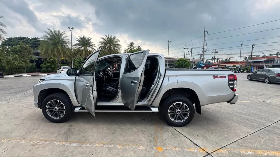2019 Mitsubishi Triton V 2