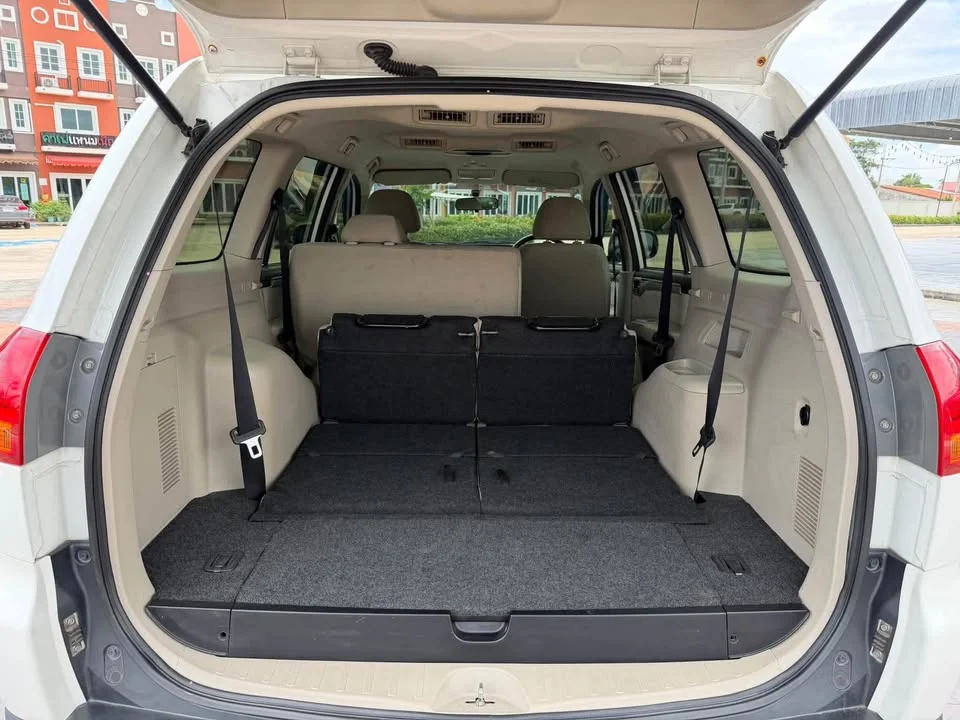 2014 Mitsubishi Pajero Sport II 3