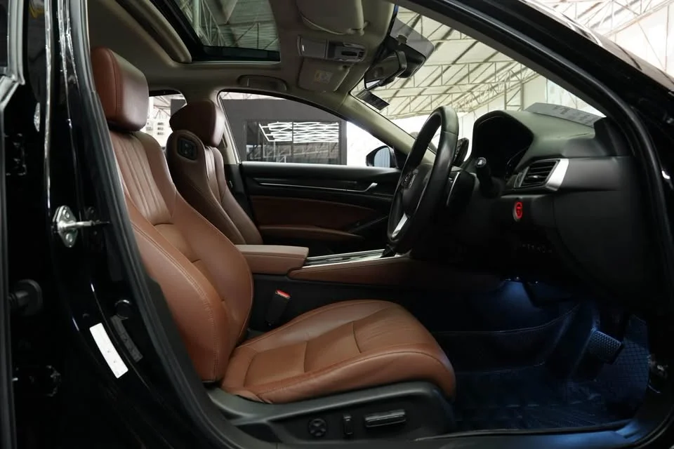 2019 Honda Accord X 2
