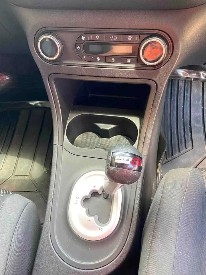 2015 MG 3 II 2