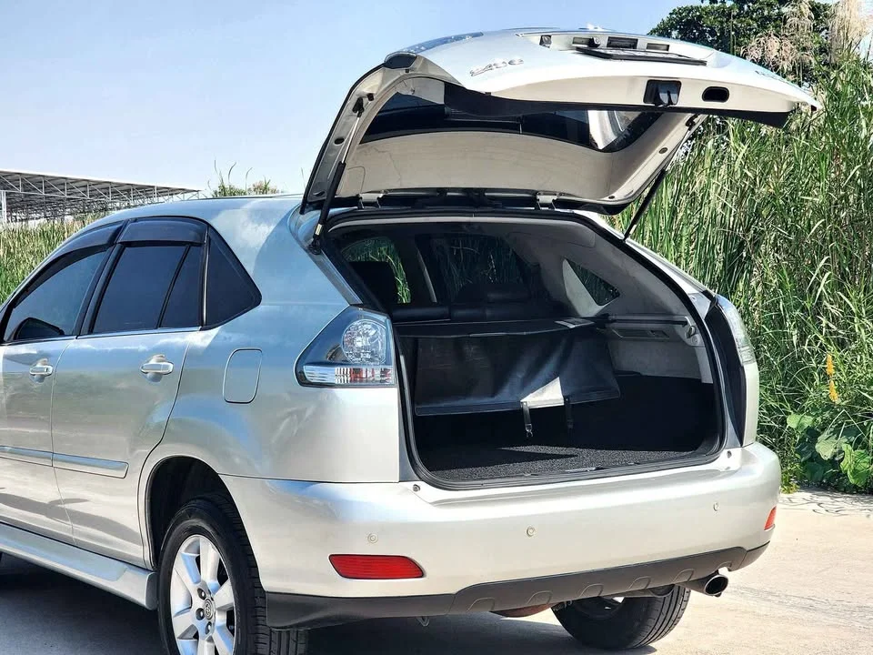 2005 Toyota Harrier II 3