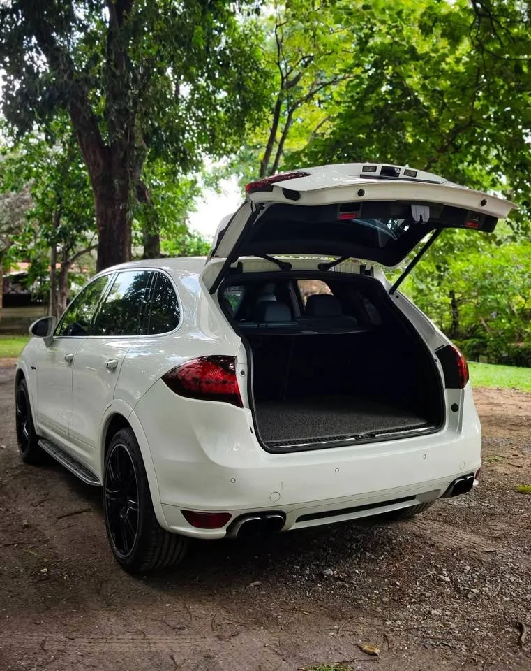 2012 Porsche Cayenne II 2