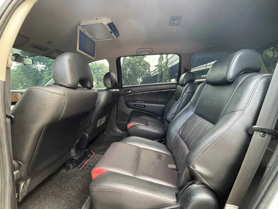 2008 Toyota Wish I 3