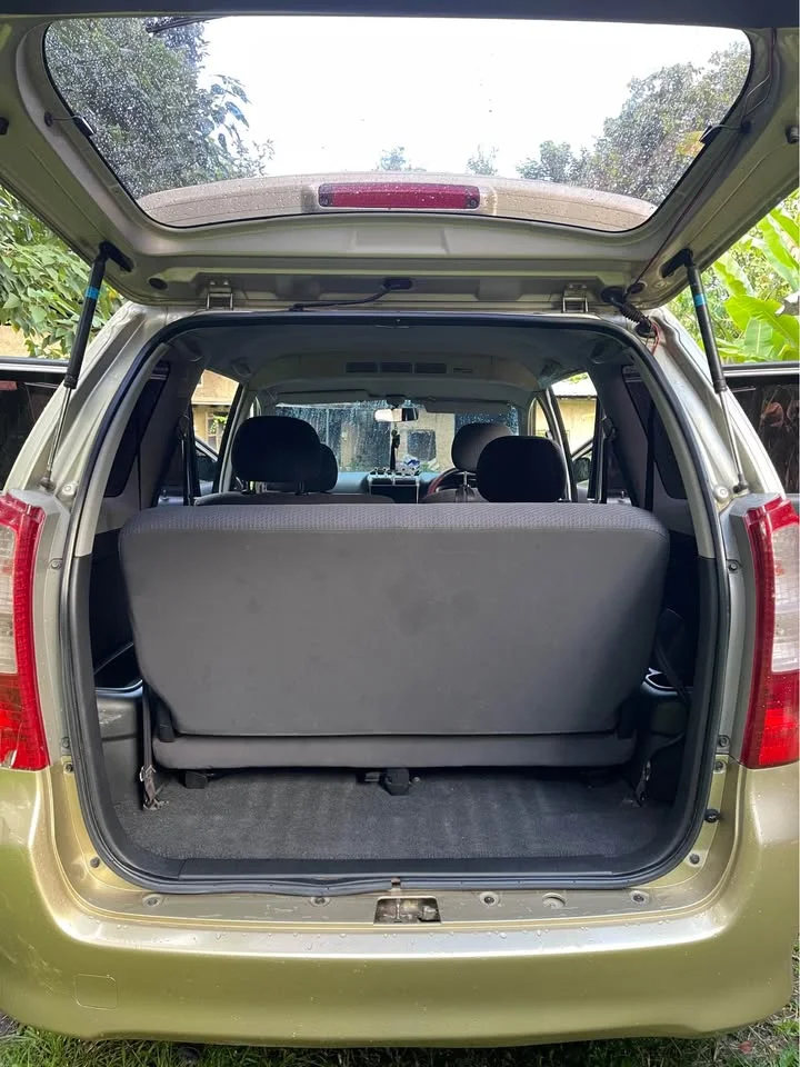 2004 Toyota Avanza I 3