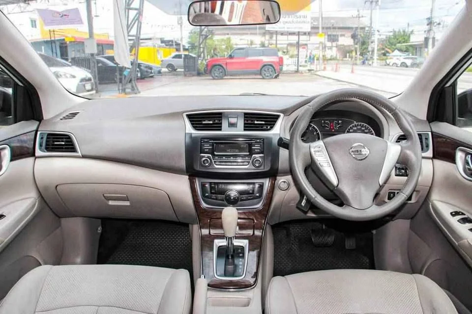 2016 Nissan Sylphy III (B17) 3