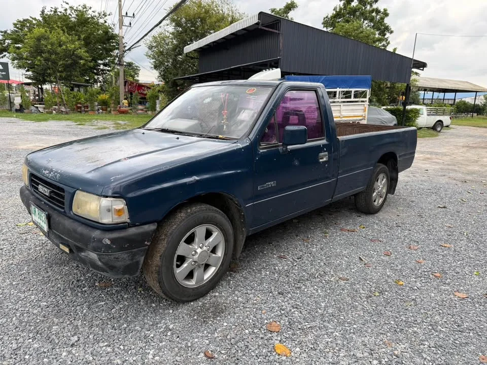1997 Isuzu TFR III 3