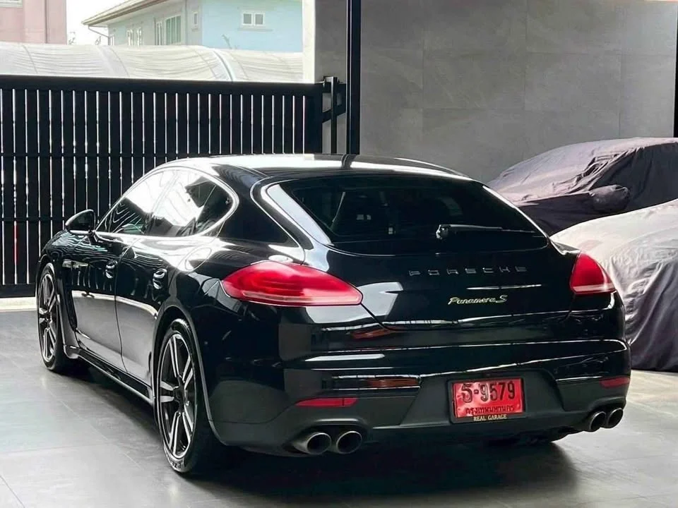 2015 Porsche Panamera I 2