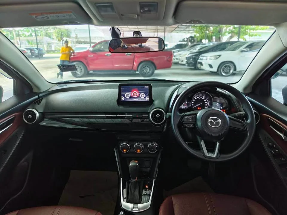 2022 Mazda 2 III 2