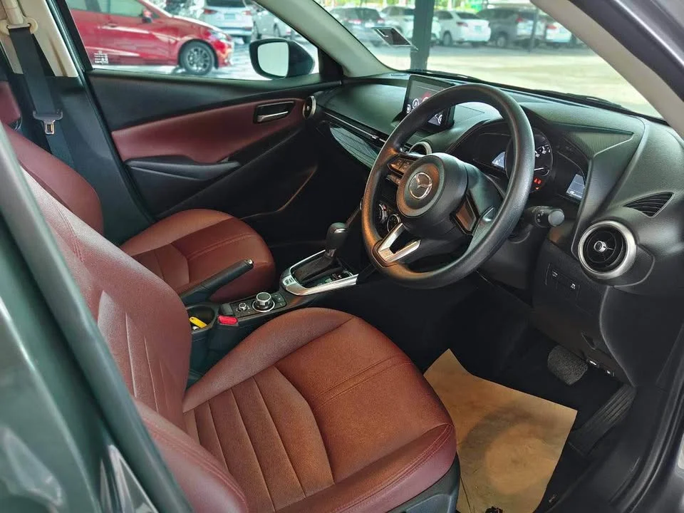 2022 Mazda 2 III 2