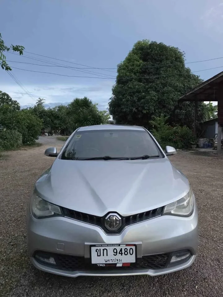2015 MG 5 I  2
