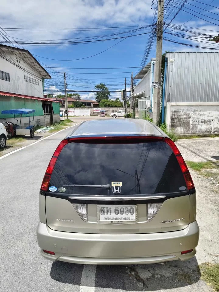2005 Honda Stream I 2