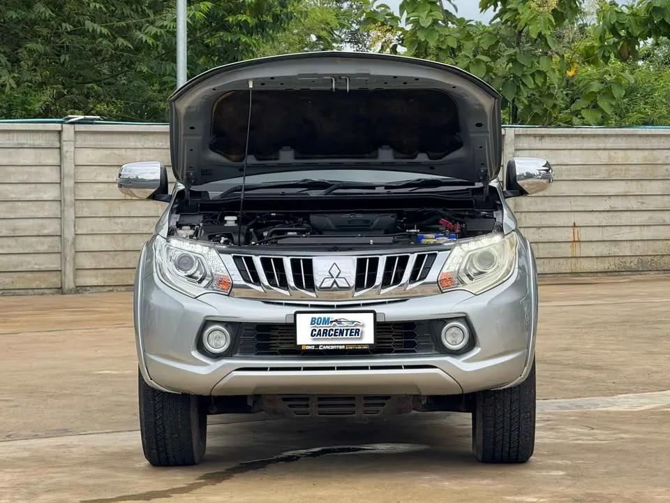 2015 Mitsubishi Triton V 2