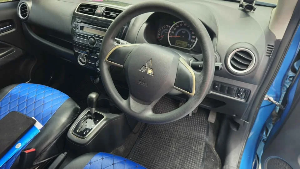 2015 Mitsubishi Attrage VI 3