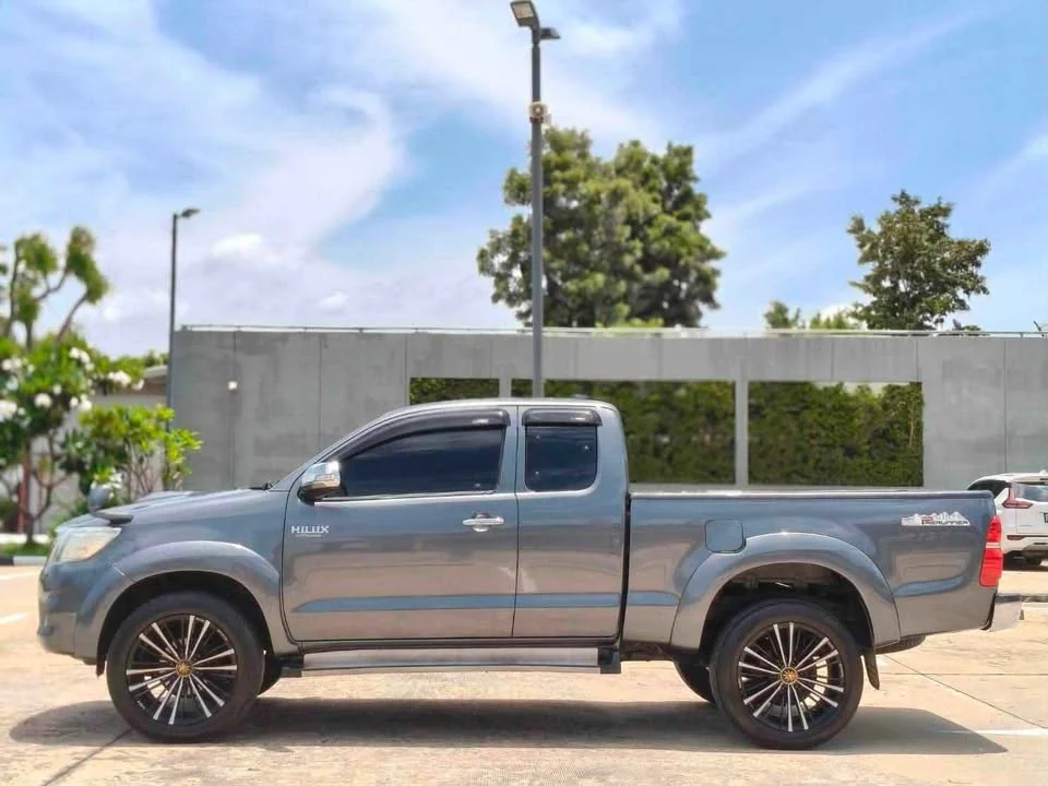 2012 Toyota Hilux VII 3