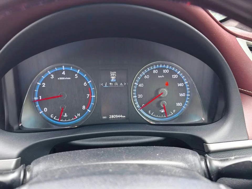 2014 Toyota Harrier III 2