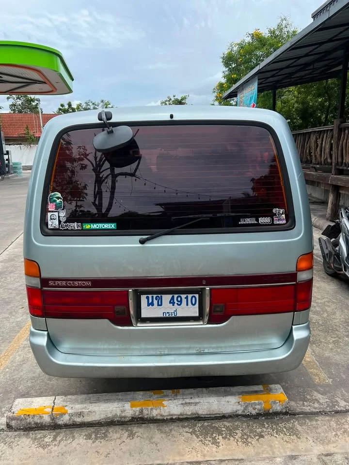 2002 Toyota Commuter IV (H100) 3