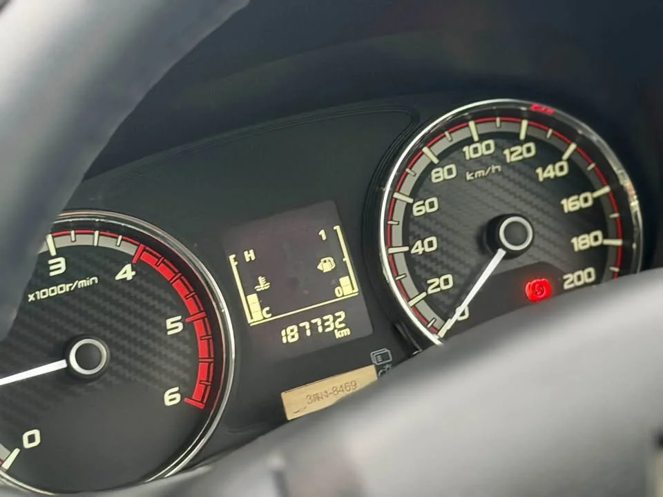 2020 Mitsubishi Triton V 3