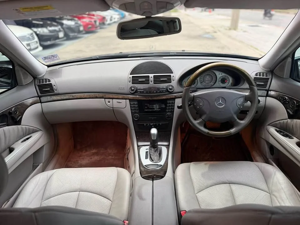 2004 Benz E-Class W211 2