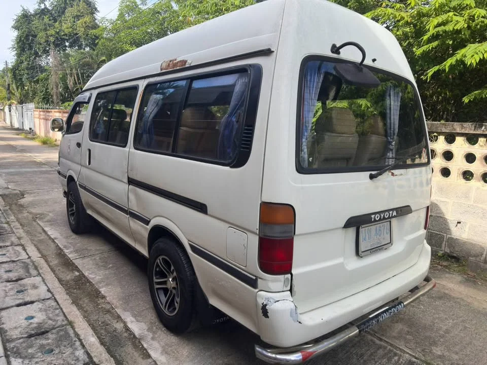 1992 Toyota Commuter IV (H100) 2