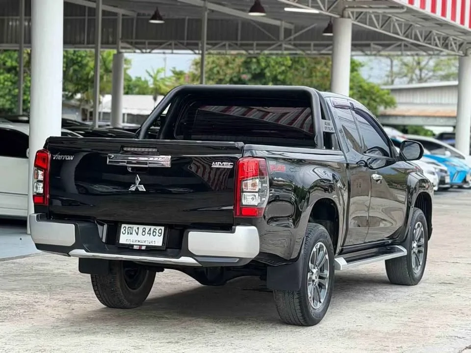 2020 Mitsubishi Triton V 3