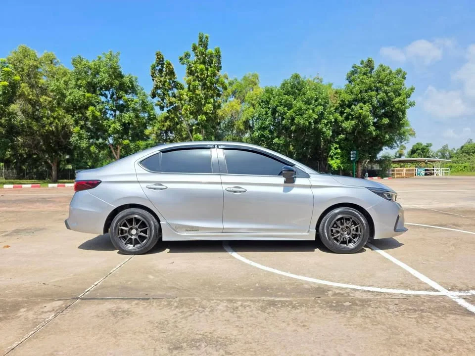 2024 Honda City VII 3