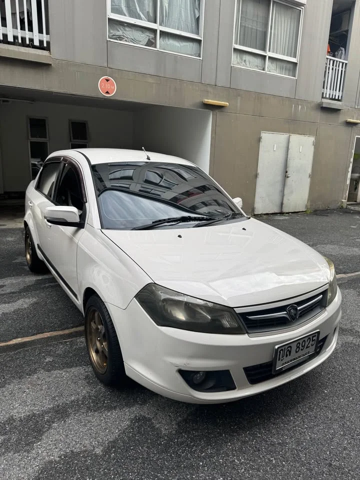 2011 Proton Saga II 2